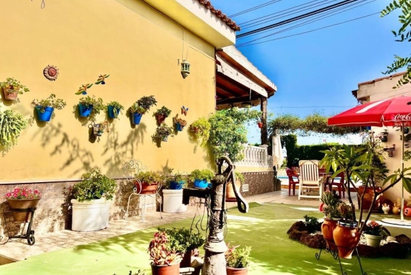 Resale - Villa - Daya Vieja