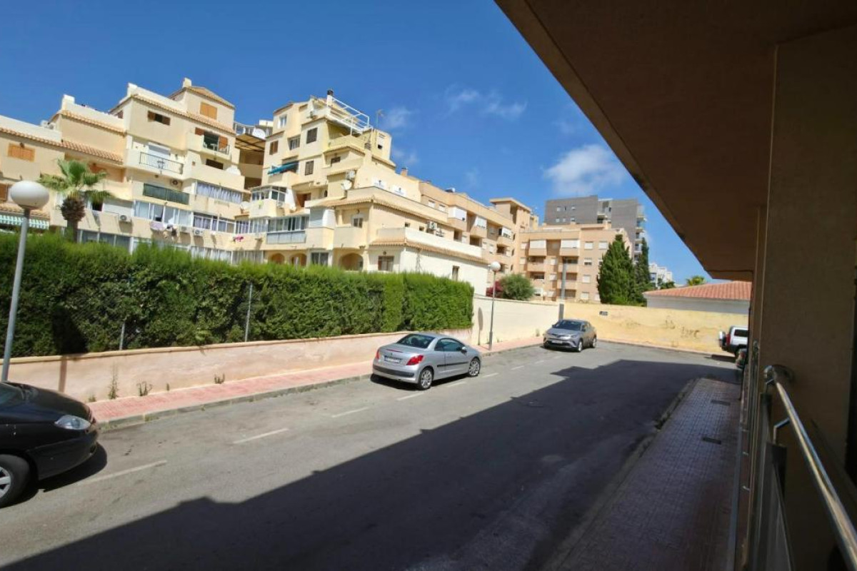 Herverkoop - Appartement  - Torrevieja - torrevieja