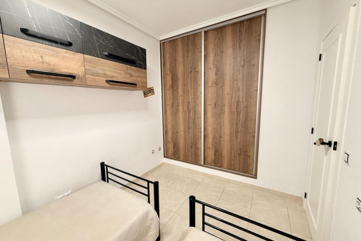 Revente - Appartement - Torrevieja - torrevieja