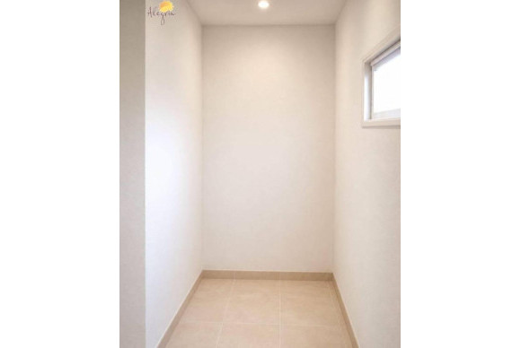 Revente - Shop - Orihuela