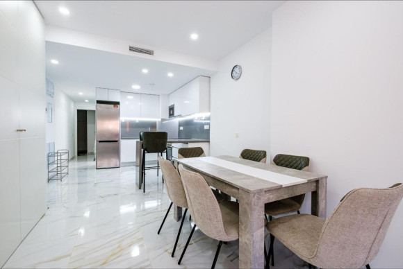 Reventa - Apartamento / piso - Torrevieja - torrevieja