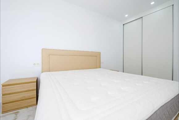 Reventa - Apartamento / piso - Torrevieja - torrevieja