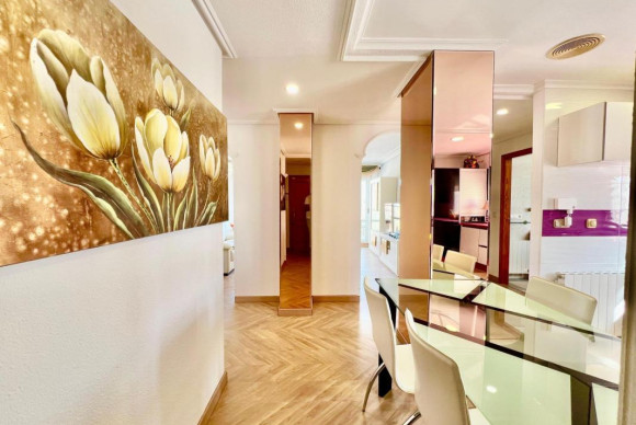 Resale - Apartment  - Torrevieja - torrevieja