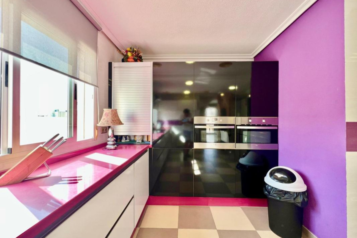 Resale - Apartment  - Torrevieja - torrevieja