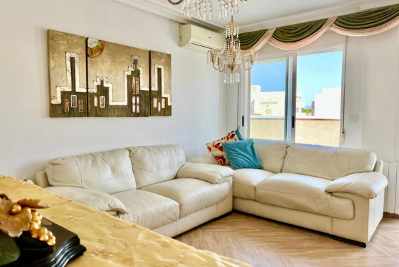 Resale - Apartment  - Torrevieja - torrevieja