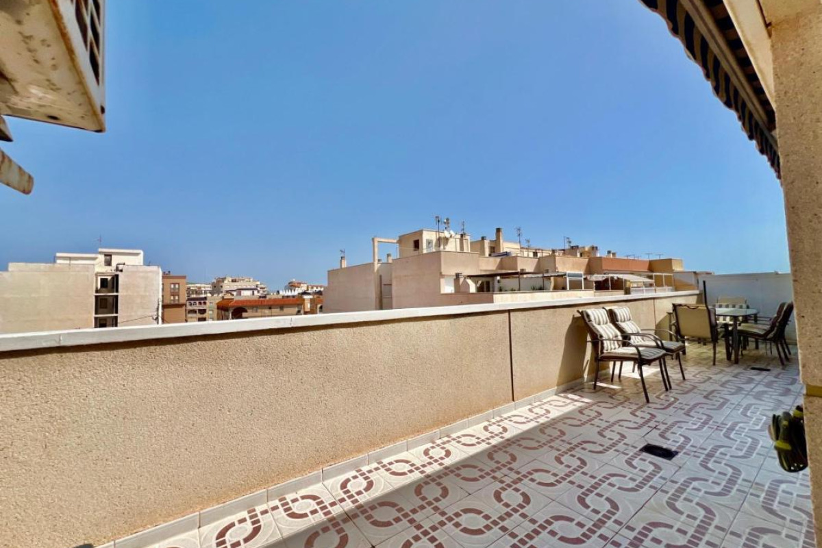 Resale - Apartment  - Torrevieja - torrevieja