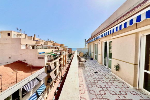 Resale - Apartment  - Torrevieja - torrevieja