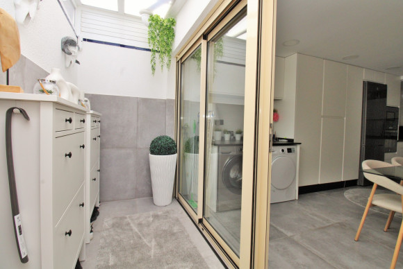 Reventa - Villa - Mil Palmeras