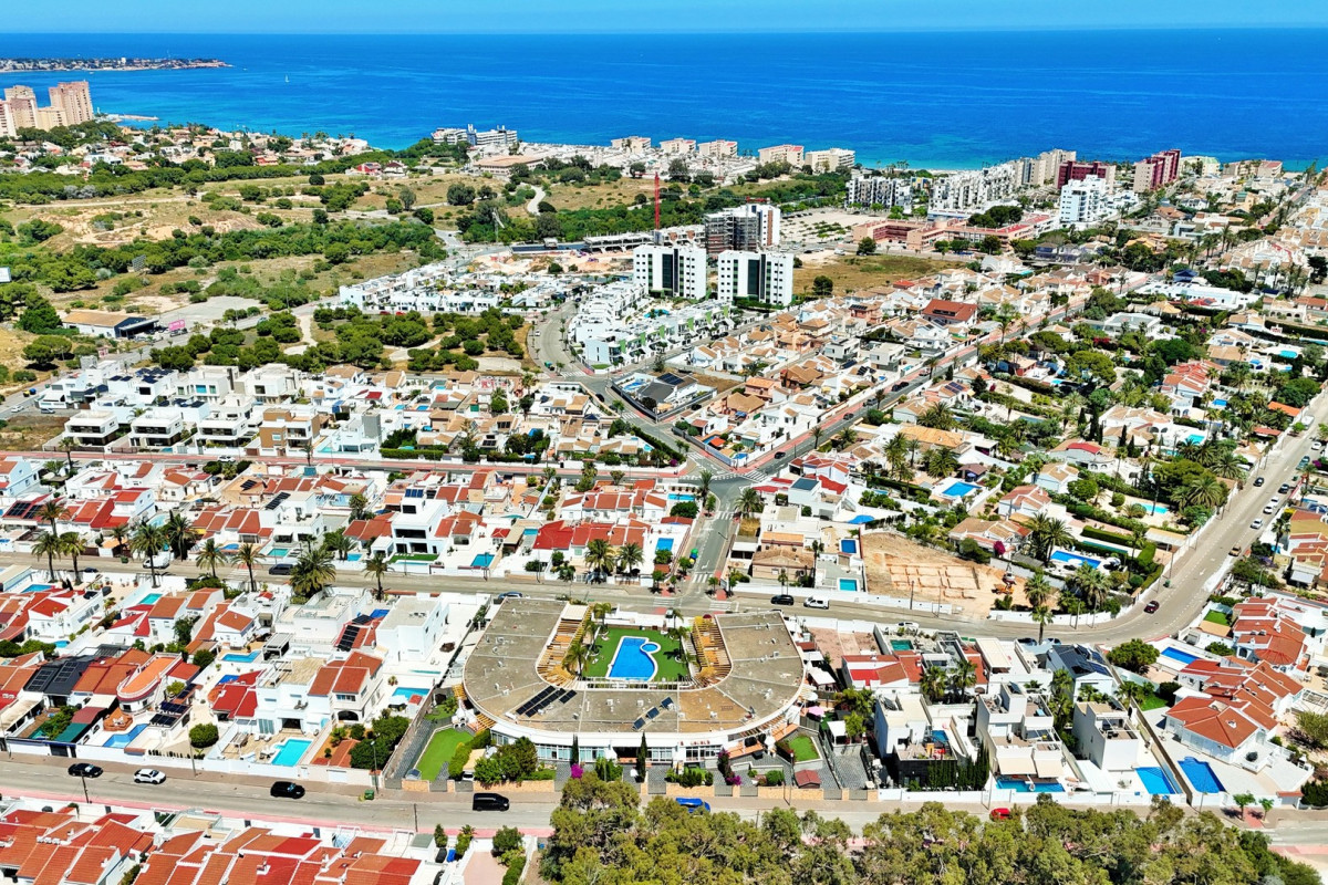 Reventa - Villa - Mil Palmeras