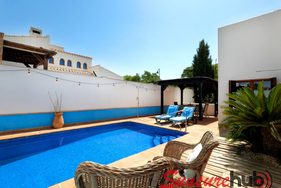Resale - Detached Villa - El Valle Golf Resort - El Valle Golf Resort - Centre