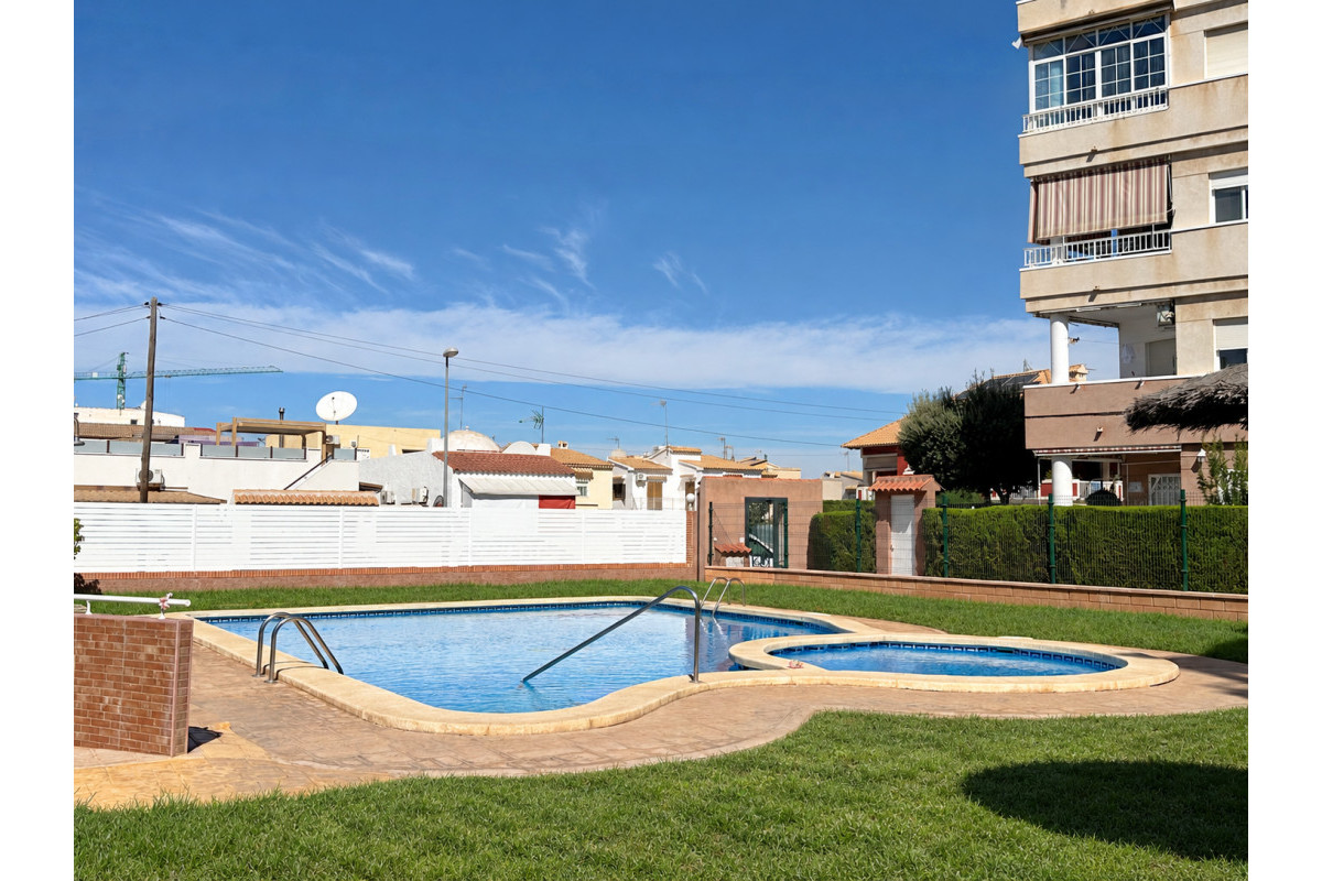 Revente - Appartement - Torrevieja - Torrevieja - Centre