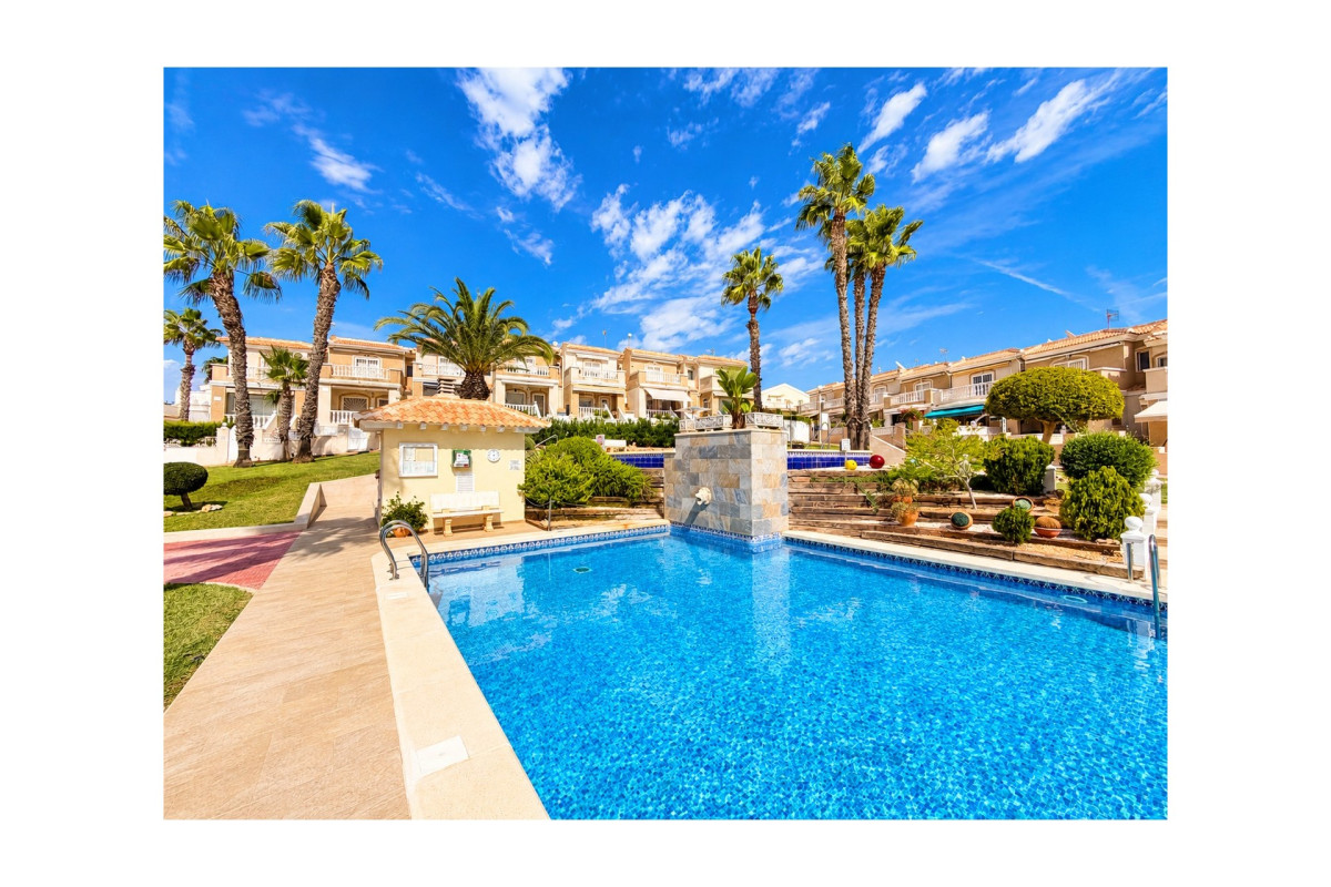Resale - Townhouse - Ciudad Quesada - La Fiesta