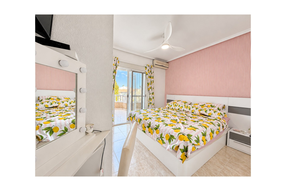 Resale - Townhouse - Ciudad Quesada - La Fiesta