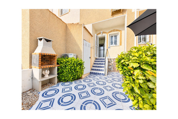 Resale - Townhouse - Ciudad Quesada - La Fiesta