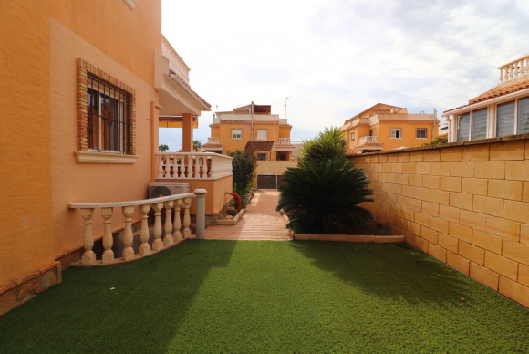 Reventa - Quad house - Ciudad Quesada - Lo Marabu