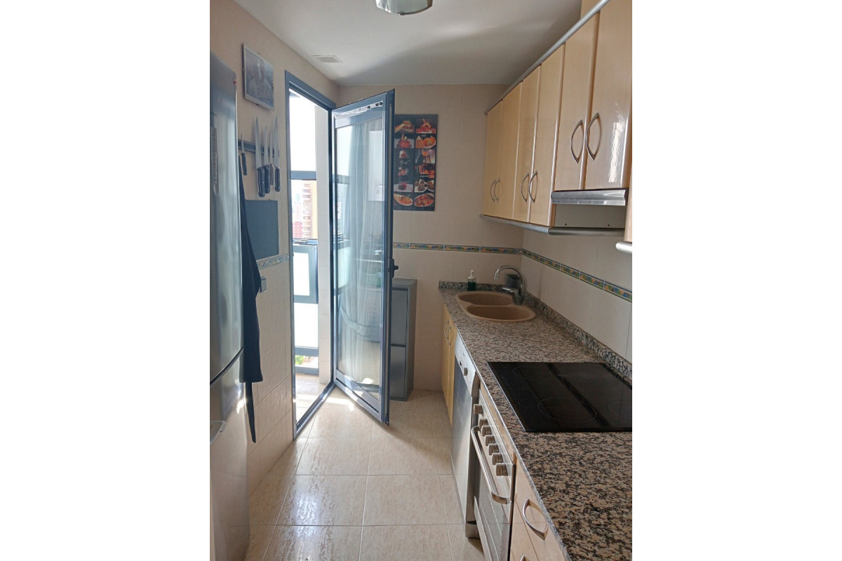 Herverkoop - Apartment / flat - Benidorm - Levante