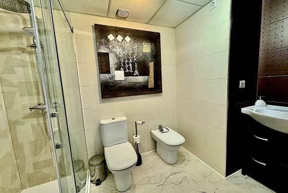 Resale - Apartment / flat - Vergel