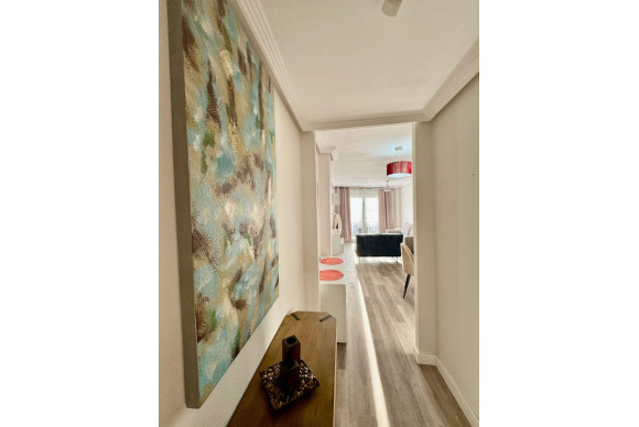 Resale - Apartment / flat - Vergel