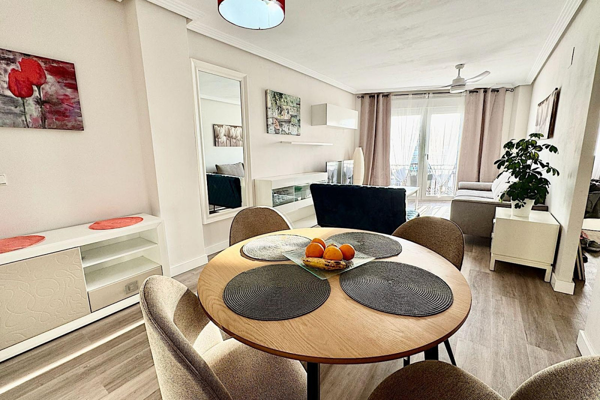 Resale - Apartment / flat - Vergel