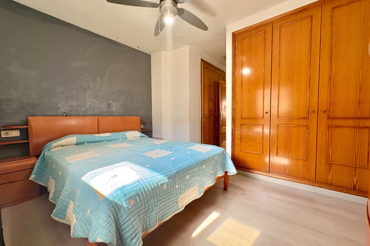 Herverkoop - Apartment / flat - Denia - Center