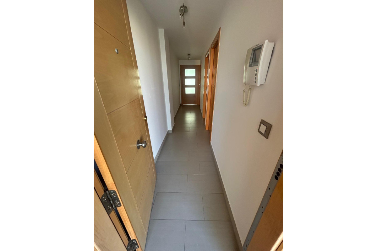 Herverkoop - Apartment / flat - Albir - center
