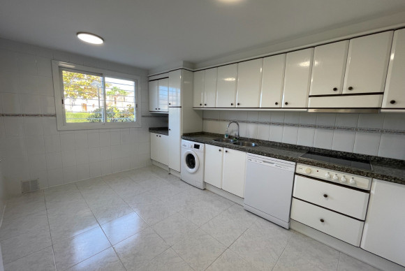 Resale - Townhouse - Albir - center