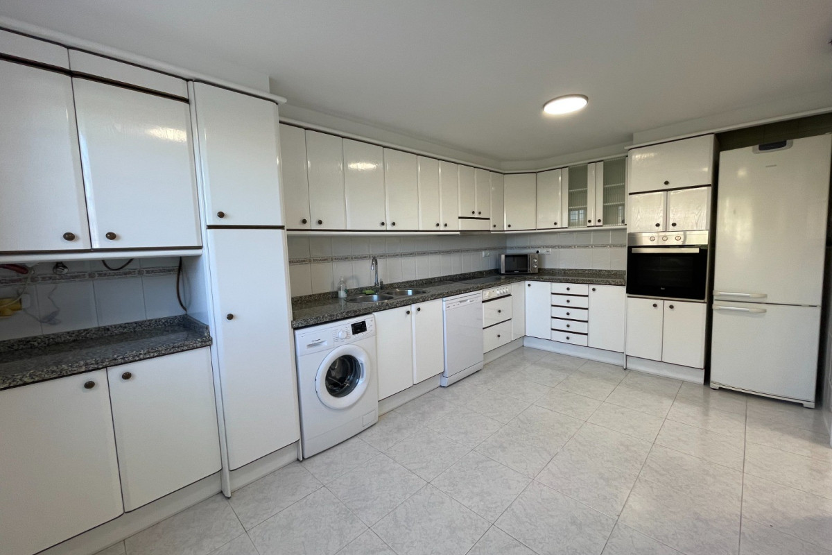 Resale - Townhouse - Albir - center
