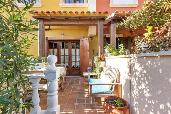 Resale - Terraced house - Torrevieja - Cala de cabo cervera
