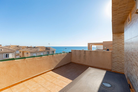 Resale - Terraced house - Torrevieja - Cala de cabo cervera