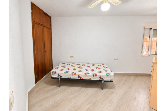 Herverkoop - Appartement  - Torrevieja - playa de los naufragos