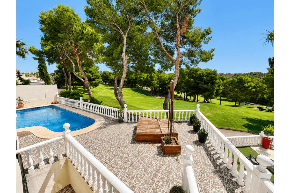 Reventa - Chalet Independiente - Orihuela Costa