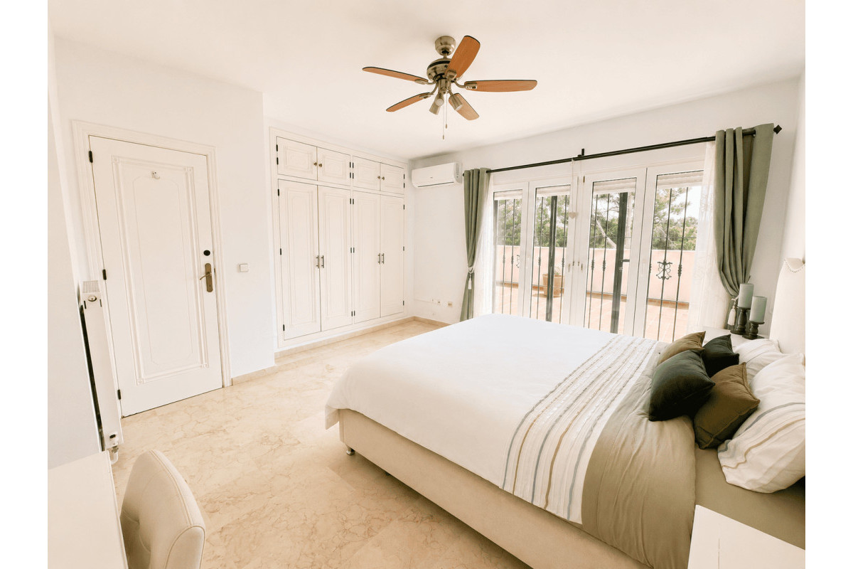Reventa - Chalet Independiente - Orihuela Costa
