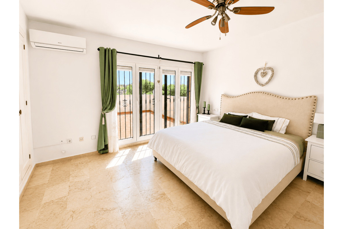 Reventa - Chalet Independiente - Orihuela Costa