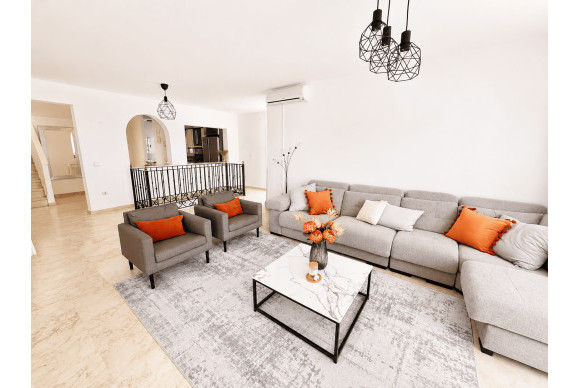 Reventa - Chalet Independiente - Orihuela Costa