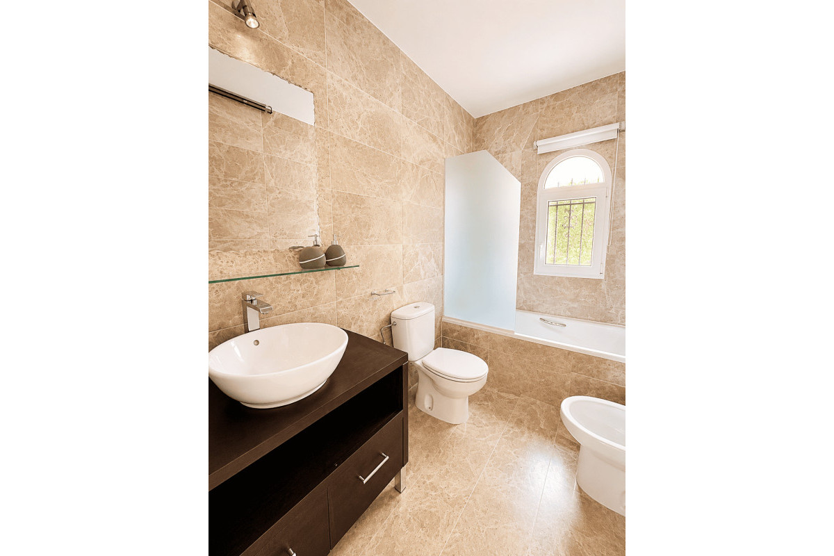 Reventa - Chalet Independiente - Orihuela Costa