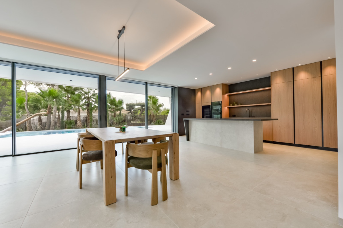 Resale - Villa - Altea