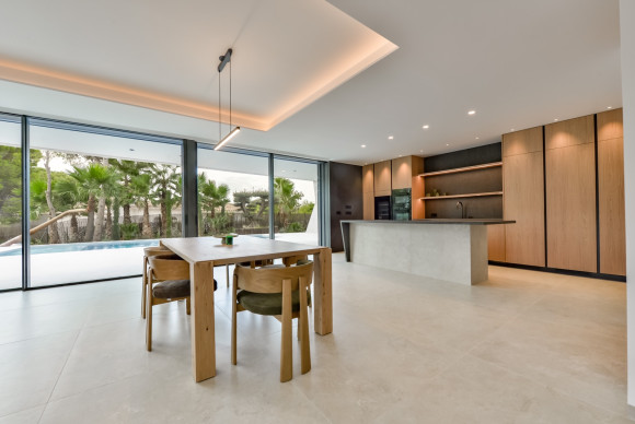 Resale - Villa - Altea