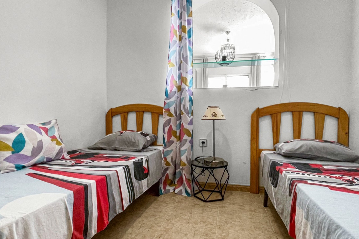 Herverkoop - Appartement - Torrevieja - La Siesta - El Salado -  Torreta