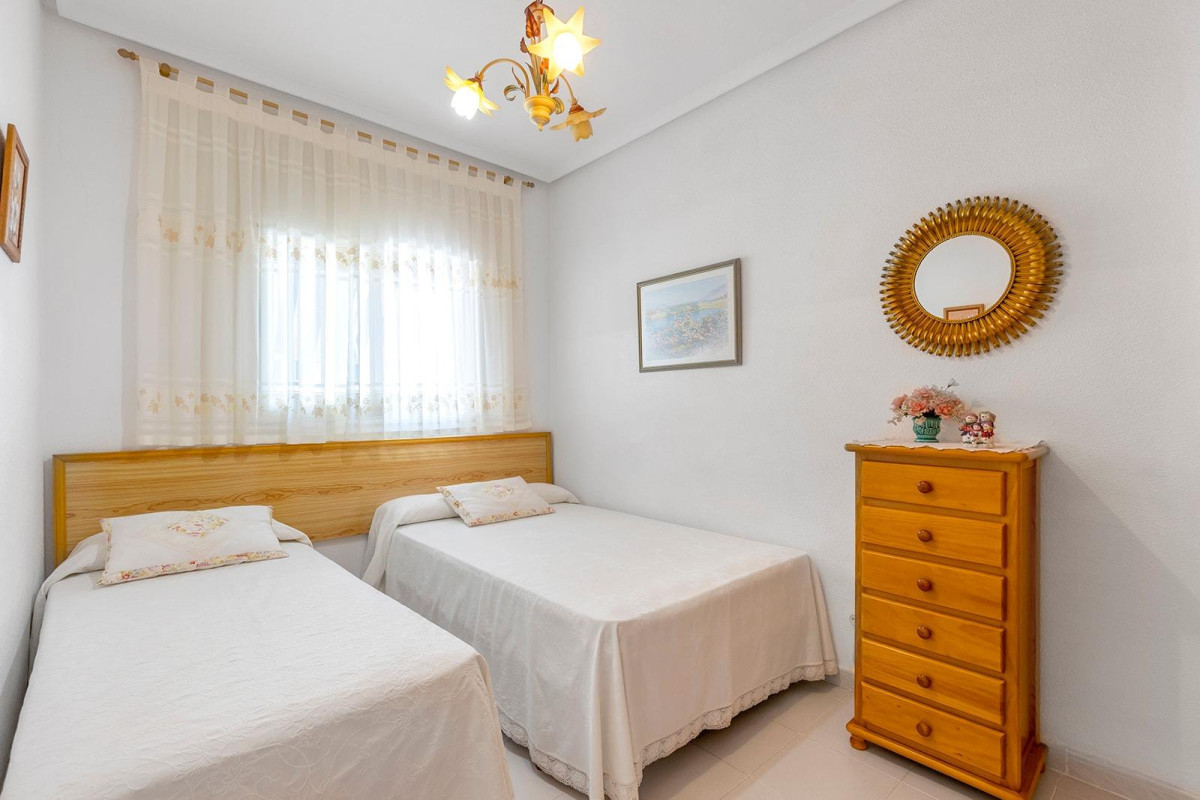 Resale - Bungalow - Torrevieja - La Mata