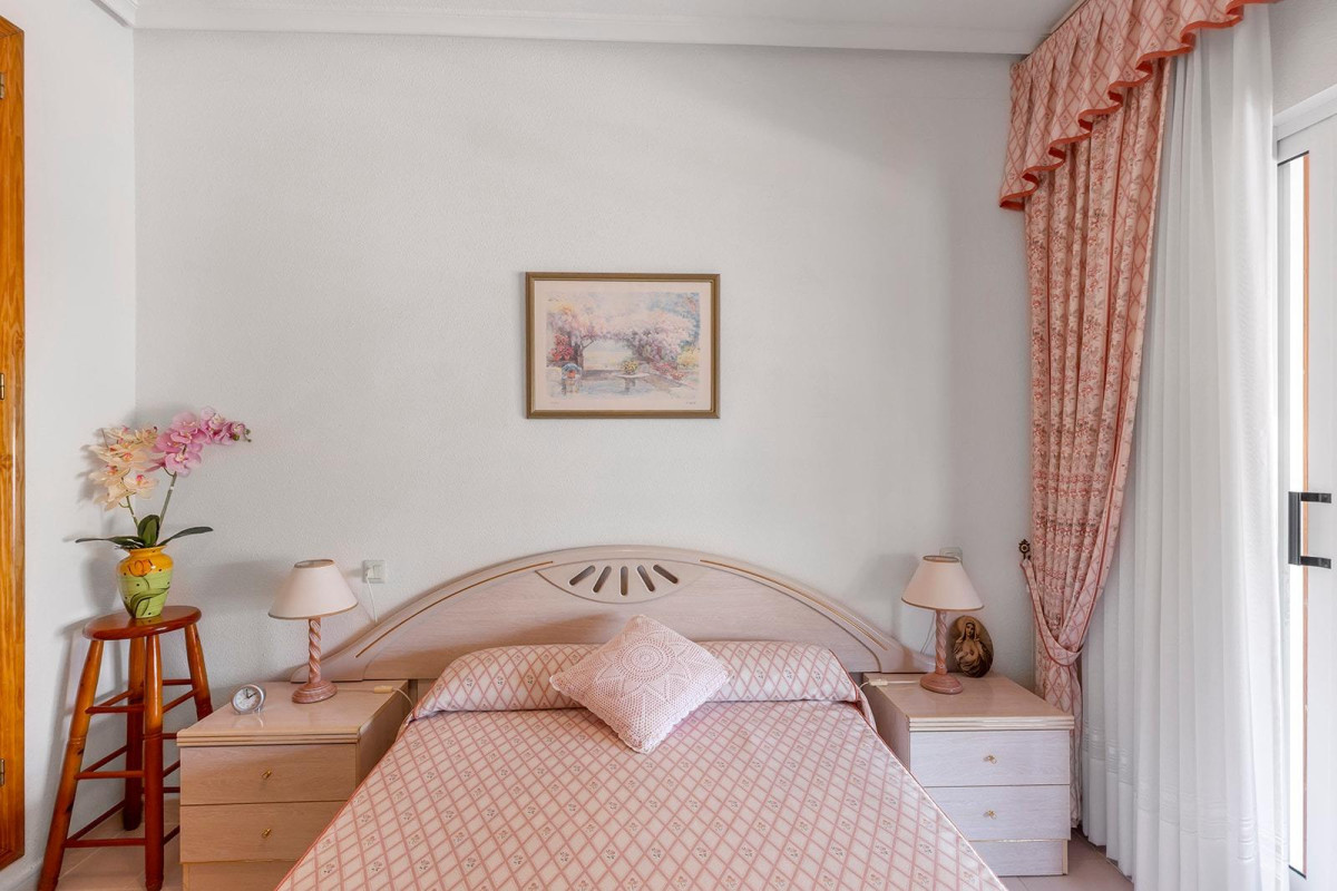 Resale - Bungalow - Torrevieja - La Mata