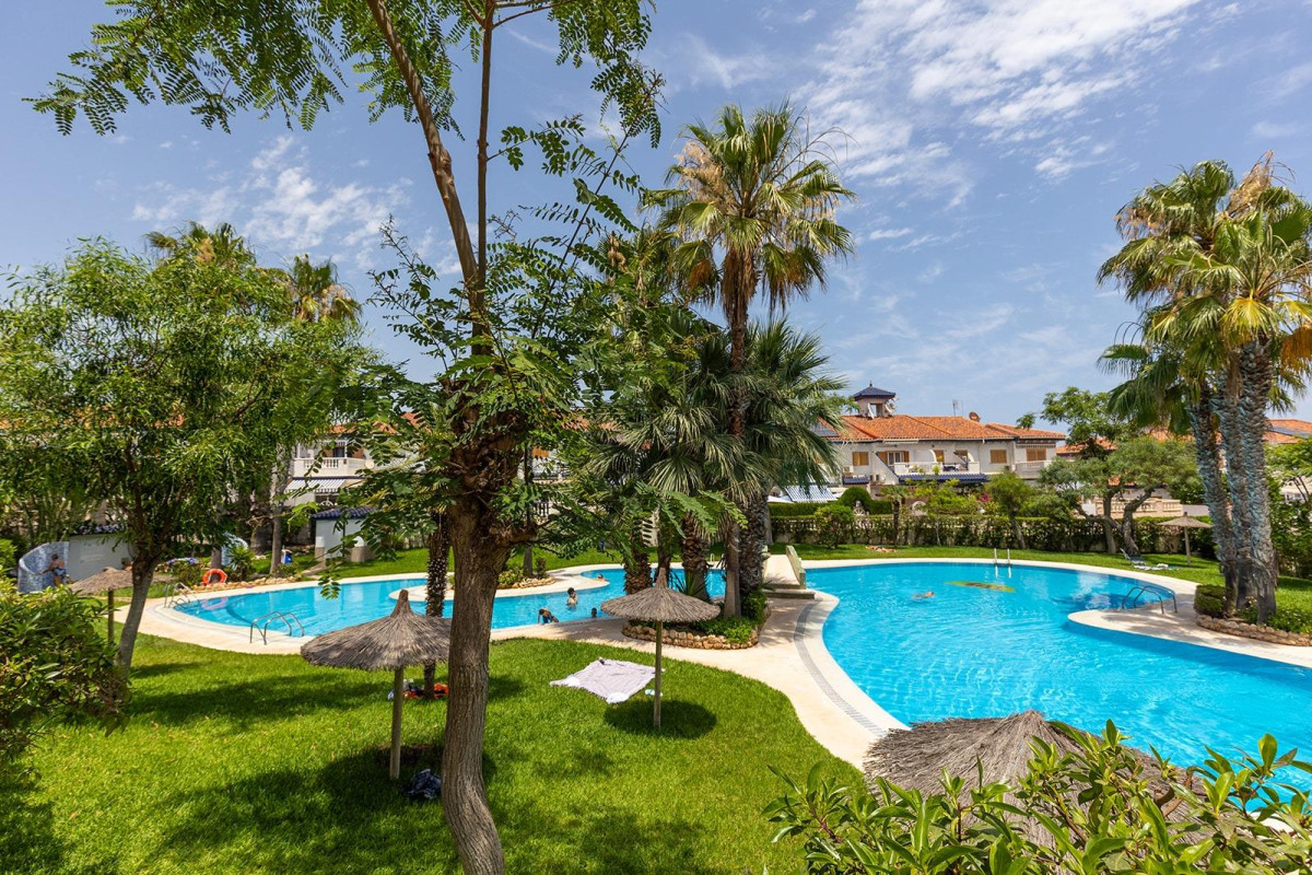 Resale - Bungalow - Torrevieja - La Mata