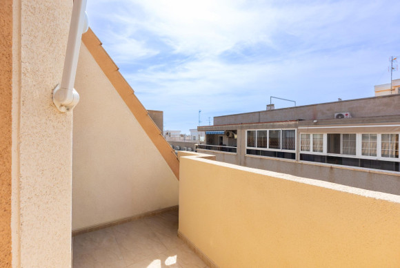 Herverkoop - Appartement  - Torrevieja - Estacion de autobuses