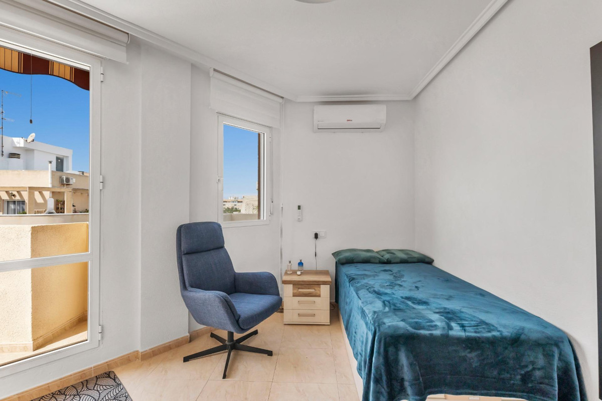 Herverkoop - Appartement  - Torrevieja - Estacion de autobuses