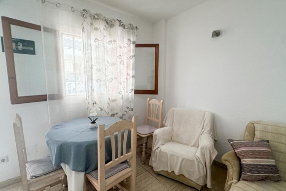 Herverkoop - Appartement  - Orihuela