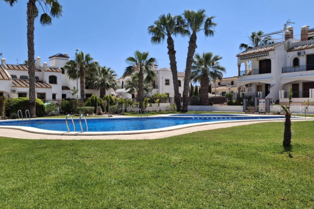 Herverkoop - Appartement  - Orihuela