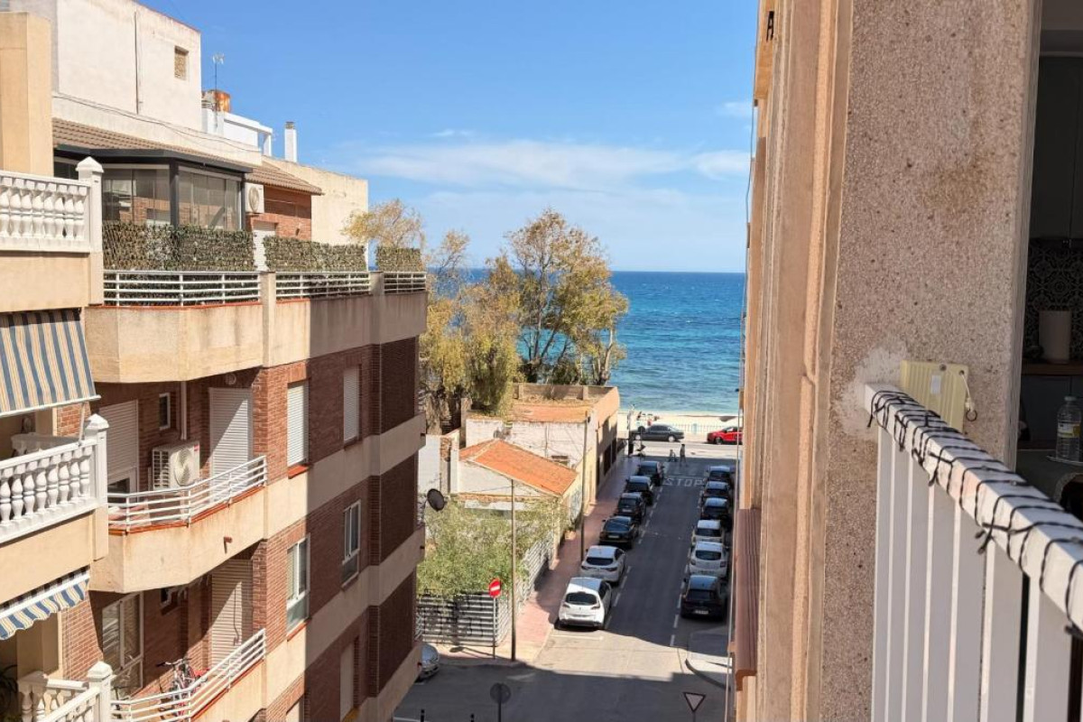 Reventa - Apartamento / piso - Torrevieja - torrevieja