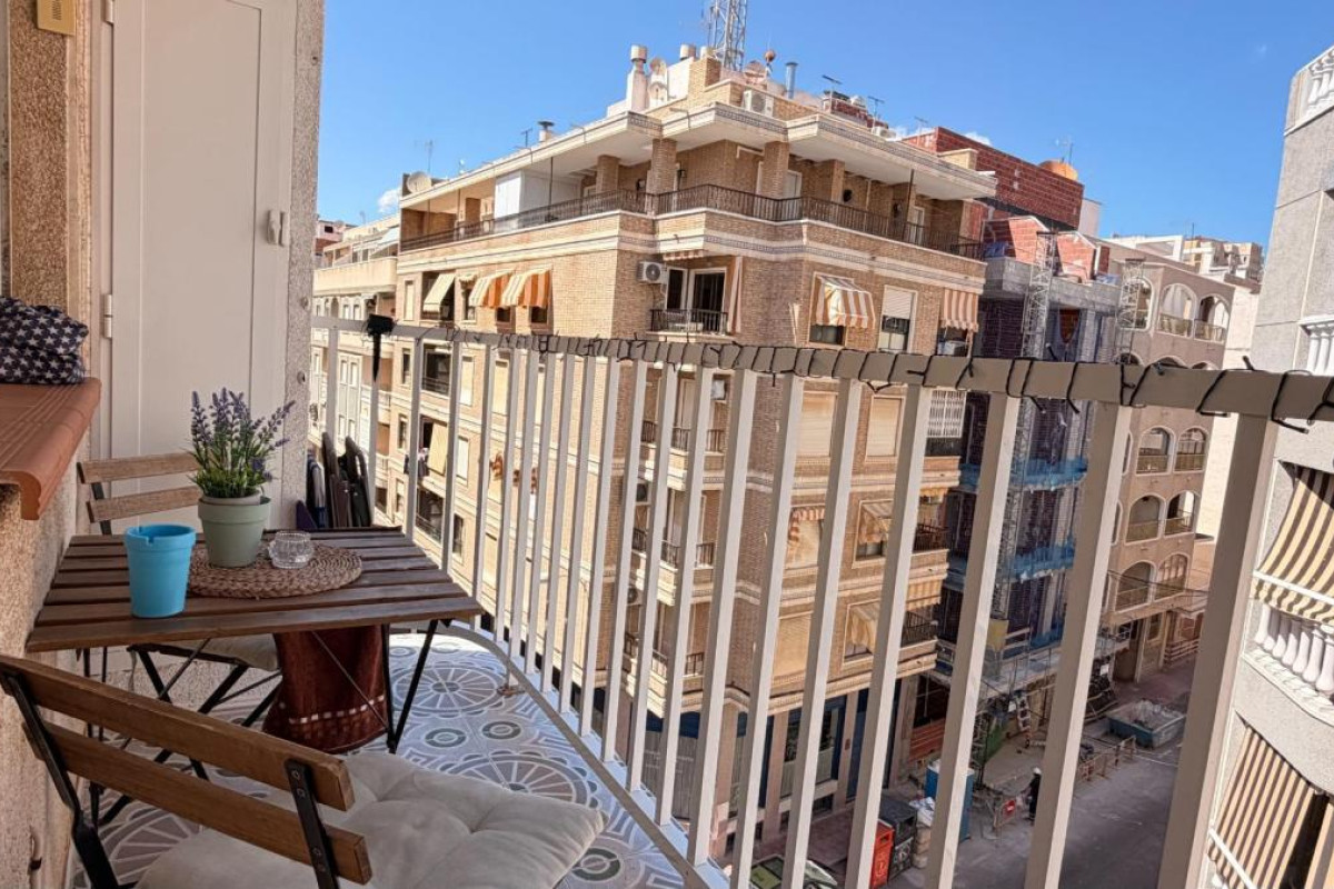 Reventa - Apartamento / piso - Torrevieja - torrevieja