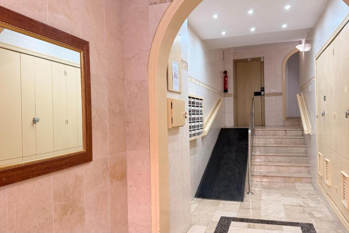 Reventa - Apartamento / piso - Torrevieja - torrevieja