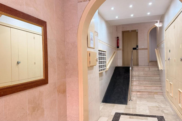 Reventa - Apartamento / piso - Torrevieja - torrevieja