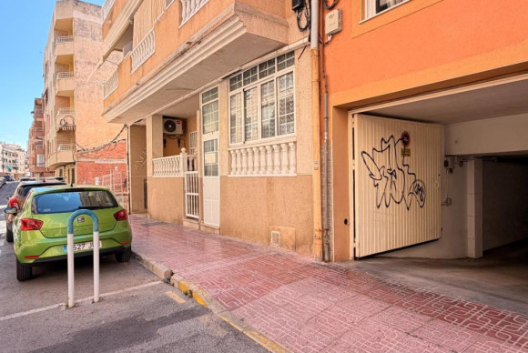 Reventa - Apartamento / piso - Torrevieja - torrevieja